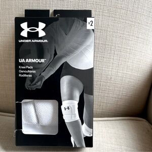 NWT,Under Armour White Knee Pads. Adult Small, Never Worn. Dual Density-10mm